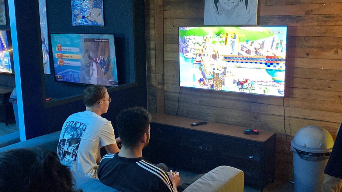 Avant la reprise et le début des choses sérieuses , c’était soirée Chill pour <a href="/Kaiser_Panzer/">OneG Panzer 🇩🇪</a> (Top 7/8) &amp; <a href="/LiightYagami_L/">Yagami</a>  (Top 5/6) en tournoi SSBU au <a href="/ReloadGamingBar/">ReloadGamingBar</a> St Quentin .. 

Une belle soirée sous le signe du jeu vidéo et du plaisir pour nos deux casu 😁👌🏻👌🏻