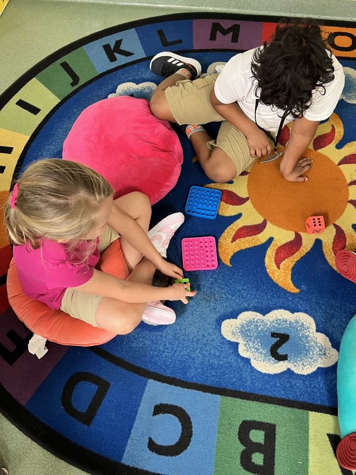 Mrs. Hollander's 2nd Graders engaged in Math Fluency games for the win!
"A School Of Community Citizenship"
#agreatplacetobee
🐝💛🐝💛