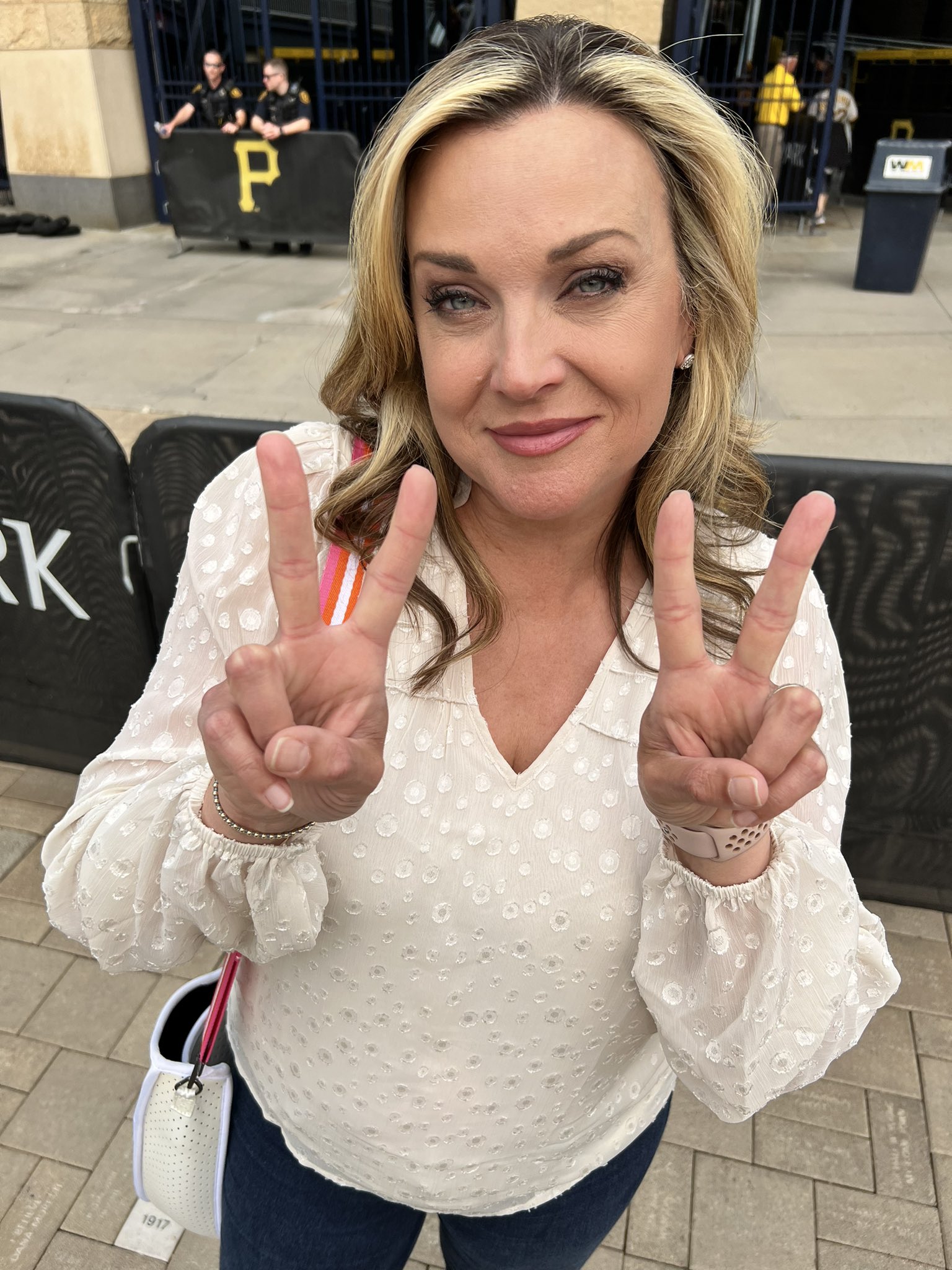 Susan Koeppen (@susankoeppen) / X Susan Koeppen (@susankoeppen) / X