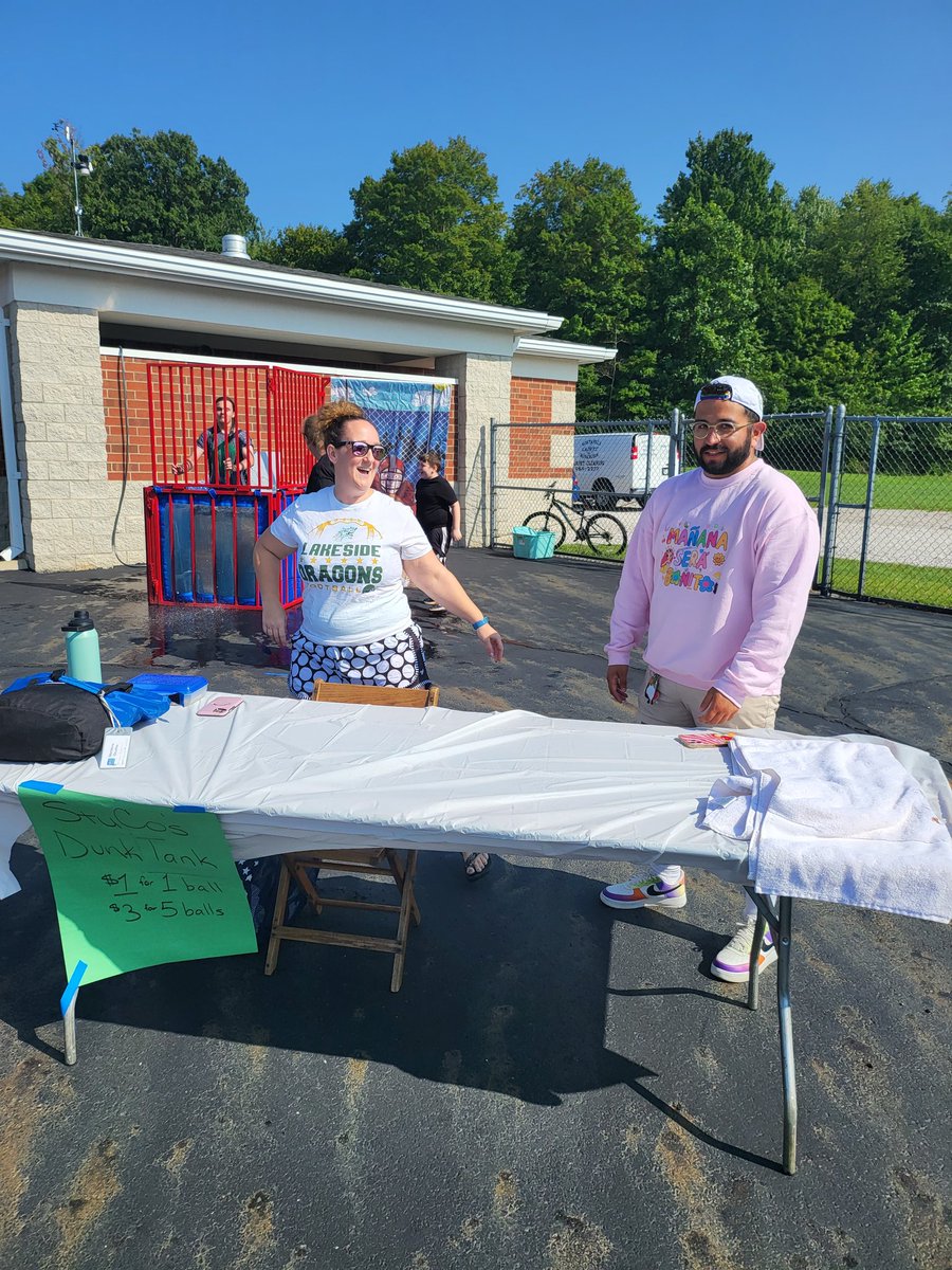 Great turn out at the back to school bash! <a href="/AACSDistrict/">Ashtabula Area City Schools</a> <a href="/AACSDragons/">LakesideDragons</a> <a href="/LLNewsome_2/">Lisa Newsome</a> #DragonPride