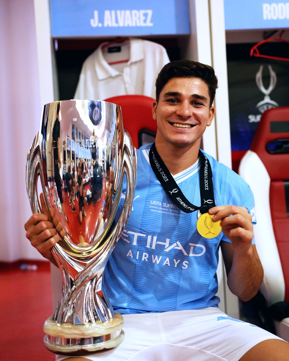 brfootball's tweet image. ➖ UEFA Super Cup
➖ Champions League
➖ Premier League
➖ FA Cup
➖ World Cup

Since winning the World Cup, Julían Álvarez has averaged a trophy every 48 days 🤯