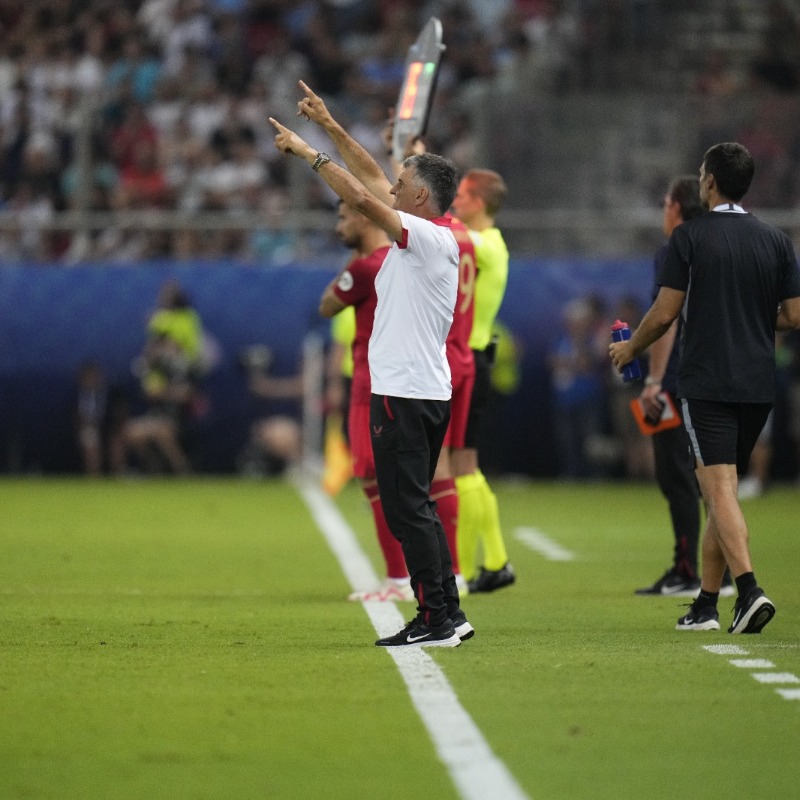 SevillaFC's tweet photo. 🗣️ Mendilibar: "Hay que hacerles ver a los futbolistas que, jugando así, es muy difícil ganarnos". ⚪️🔴

#SuperCup #WeareSevilla