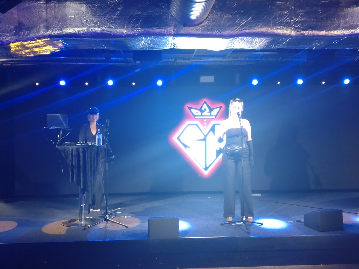 PeterAstedt's tweet image. Sativa Maria på The Node i Stockholm, vilket spelställe och grym show av Julia SativaMaria Pettersson  #sativamaria #thenode #norrköping #visitnorköping