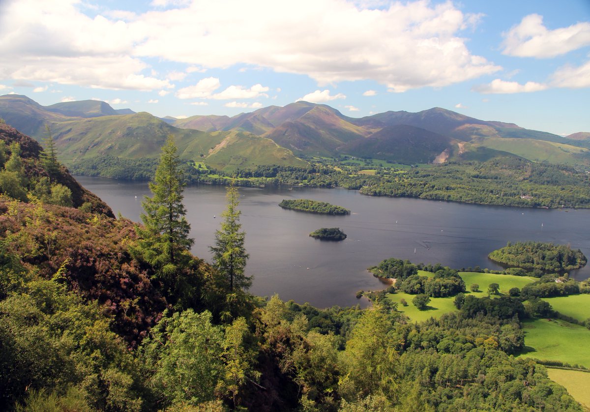 Wandered over Walla Crag this afternoon, simply gorgeous.