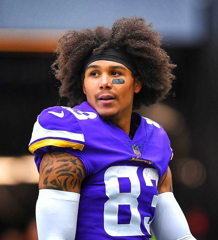 JVSwaps's tweet photo. VERY INTERESTING: #Vikings WR Jalen Nailor is considered "more talented" than #Steelers WR George Pickens 😳

Minnesota has a "walking highlight reel" who will "emerge" as a TOP 10 pass catcher this season 👀 https://t.co/jClDDcVz69