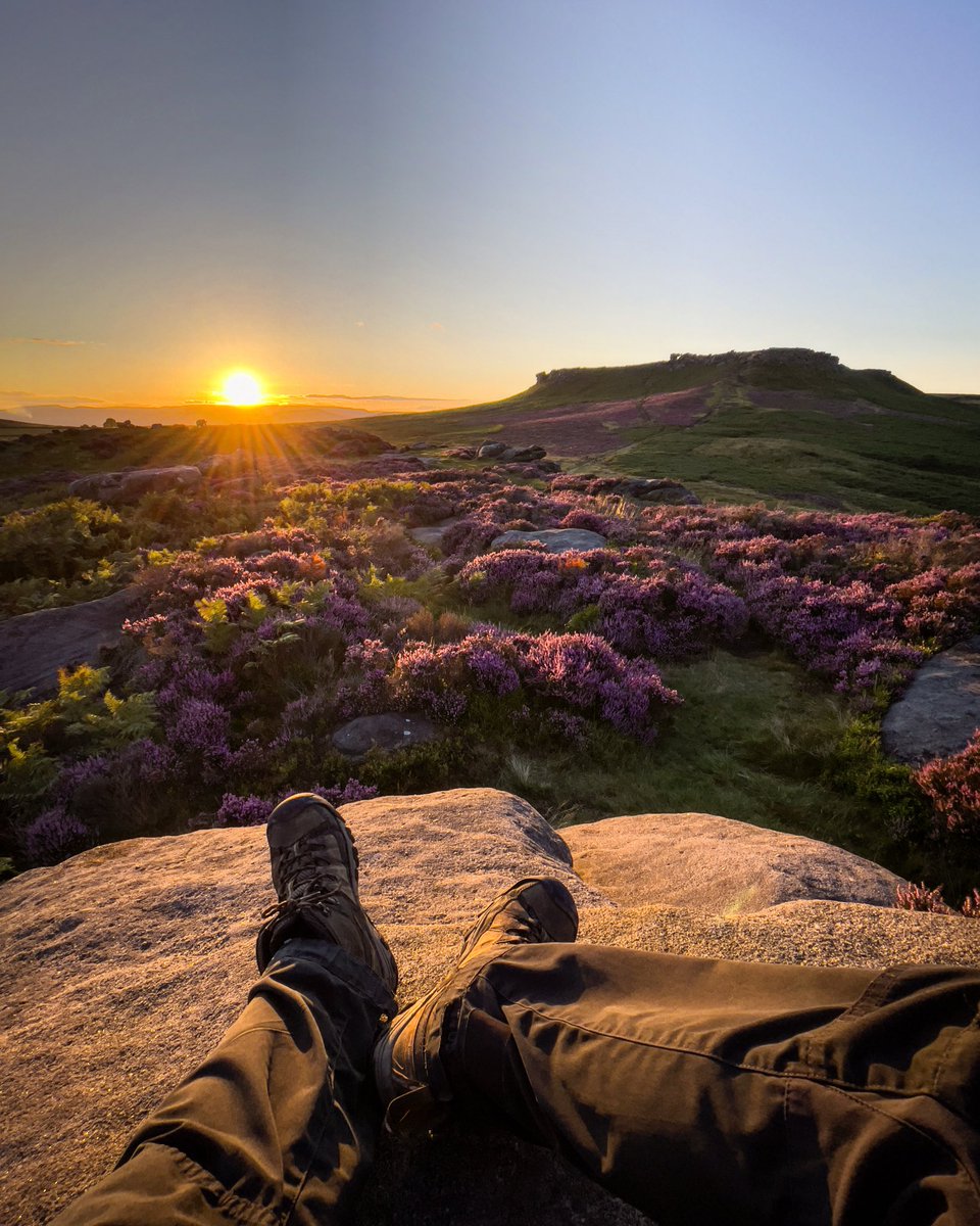 The perfect place to watch last night’s sunset, sat on a boulder up on Carl Wark, looking across the heather clad landscape towards Higger Tor 😍

#peakdistrict #sunset #higgertor #carlwark #thepeaks #hiking #sunsets #heather #beautiful #landscape #hiking #adventure #hike