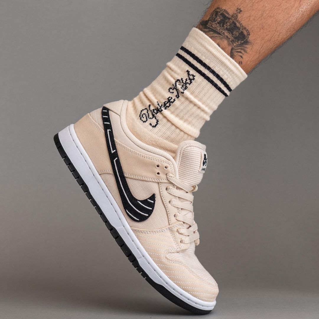houseofheat's tweet photo. Albino &amp; Preto x Nike SB Dunk Low 👀

SEE MORE: https://t.co/2xCWTLFx9w https://t.co/9dRuDEMChI