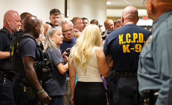 Officer Jim Muhlbauer will forever be in our hearts.

Today, his picture went up along the Fallen Officers Wall at the Regional Police Academy. Muhlbauer’s loved ones attended the ceremony, along with our K-9 Unit, and fellow officers.

On February 15th, Muhlbauer...

1/2