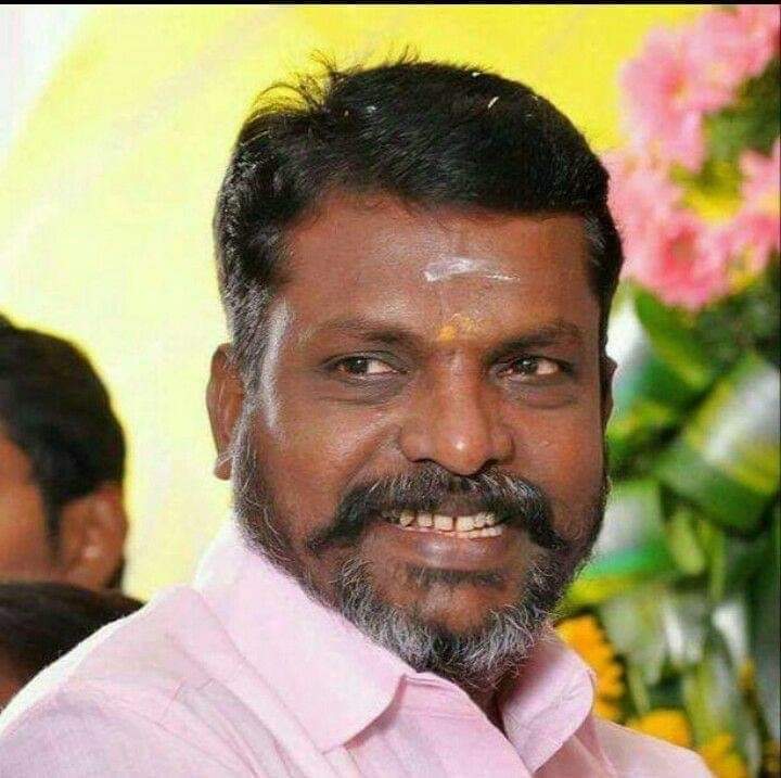 எம் மக்களுக்கான
கடைசி நம்பிக்கை....
தலைவர் டாக்டர் திருமாவளவன்.MP
#HBD_DrThiruma
இனிய பிறந்த நாள் வாழ்த்துக்கள் தலைவா 😍😍