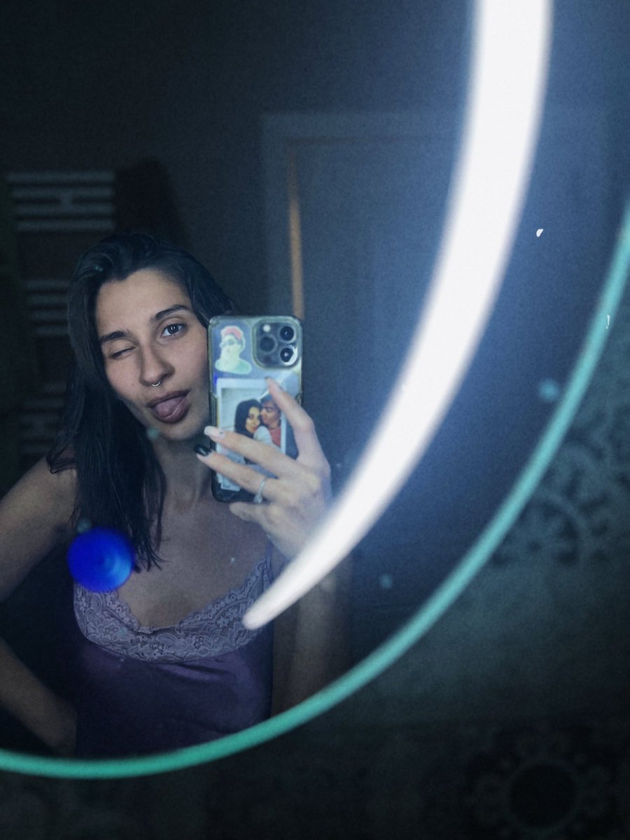 Thank you all for your support and nice words ! 🥰
I hope my comeback will be successful 💕

Good night 🌙