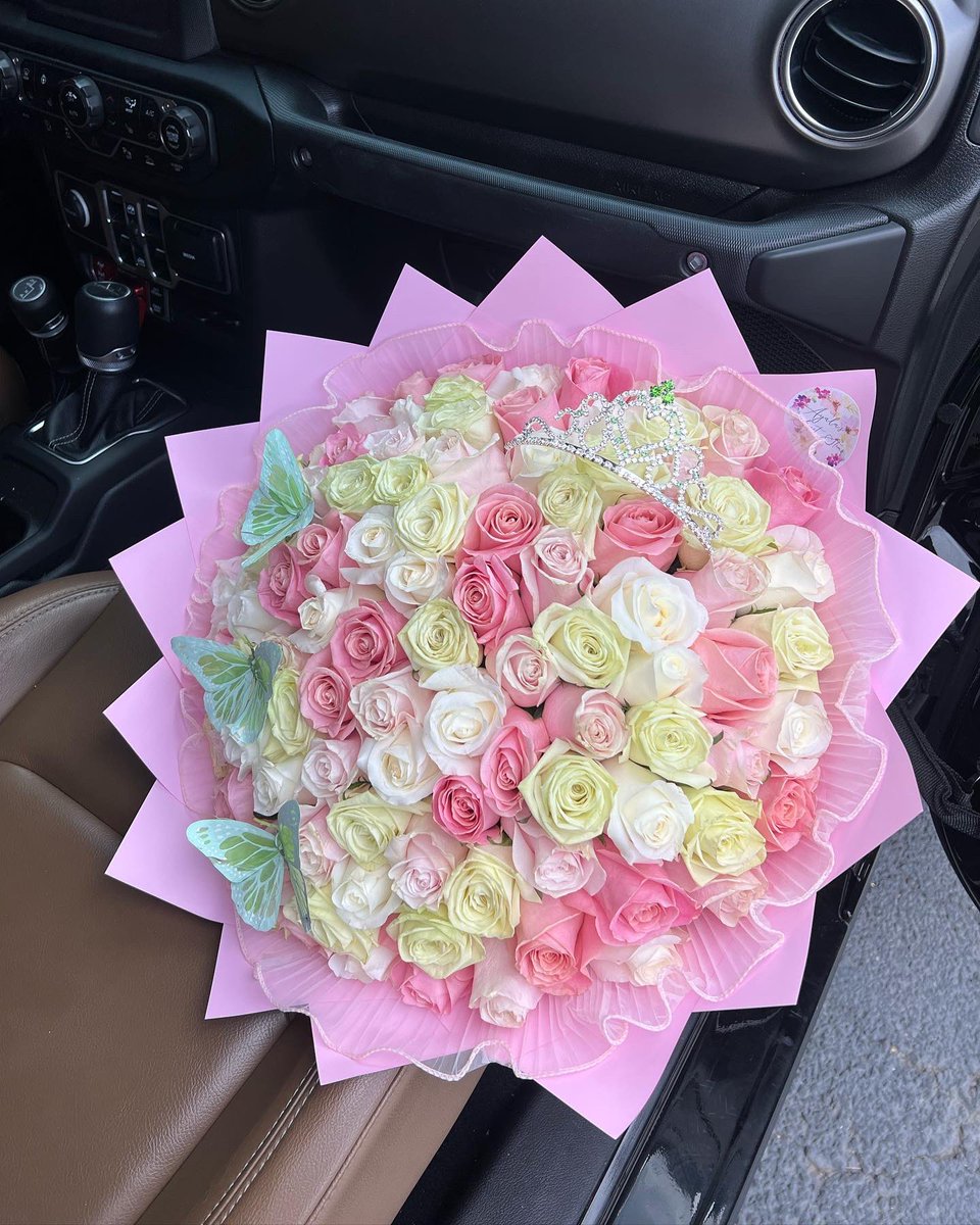 ayalassweetstem's tweet photo. 💗🌸☘️💚☁️🤍 https://t.co/AKNjQ2Lesc