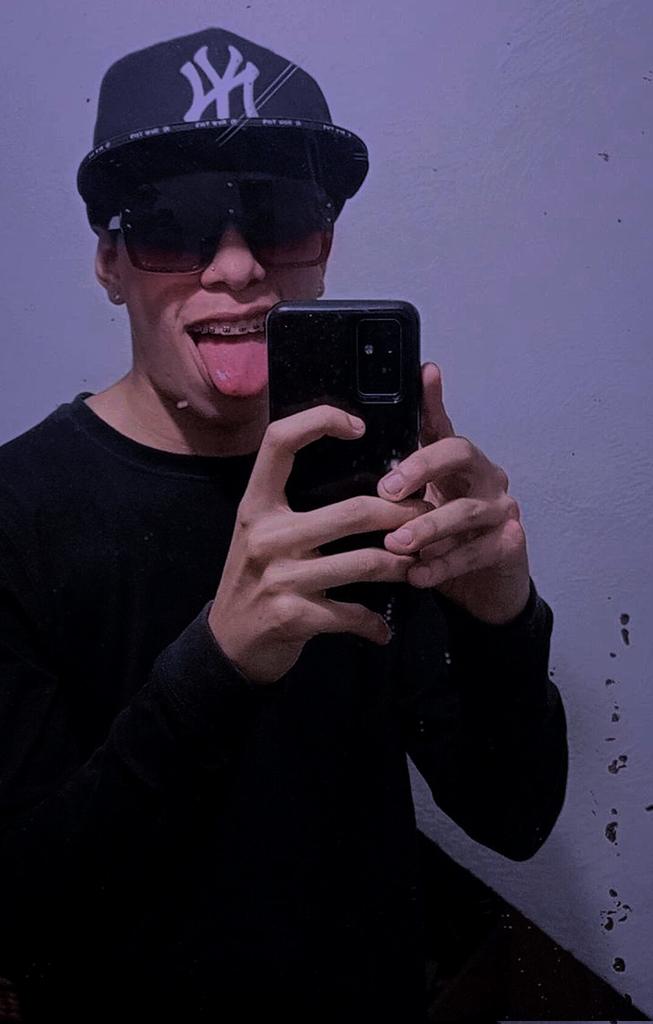 Martindot24cm's tweet photo. 💦😈🥵Activo al dm tengo contenido 😈💦🙆

Quiere ver 24ctm grueso 
Con mi chica https://t.co/ZDibiGN7f3