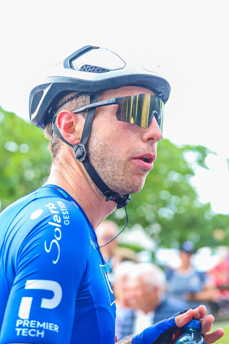 Étape 2 terminée ✔️ 

Belle course collective de notre équipe professionnelle aujourd’hui à l’image d’hier !

Une arrivée marquée par un sprint massif. 
<a href="/Emmanuel__Morin/">Emmanuel Morin</a> termine à la 7ème place de cette étape 🚴‍♂️

📸Photo 1 : ©X.Pereyron/LNC