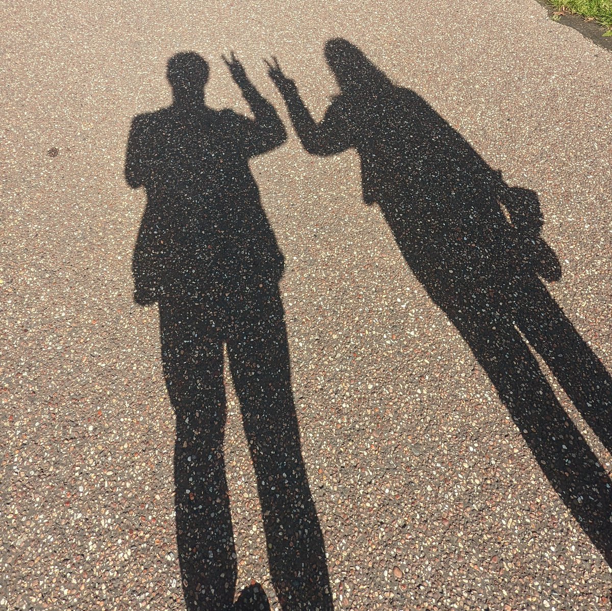 JaffaJake68's tweet photo. Saw so much beautiful scenery and took a bunch of pictures of birbs on our recent trip to the English South Coast! 
Happy #mcsrtwtselfieday 🧡🩷 https://t.co/6u4gLqySB2