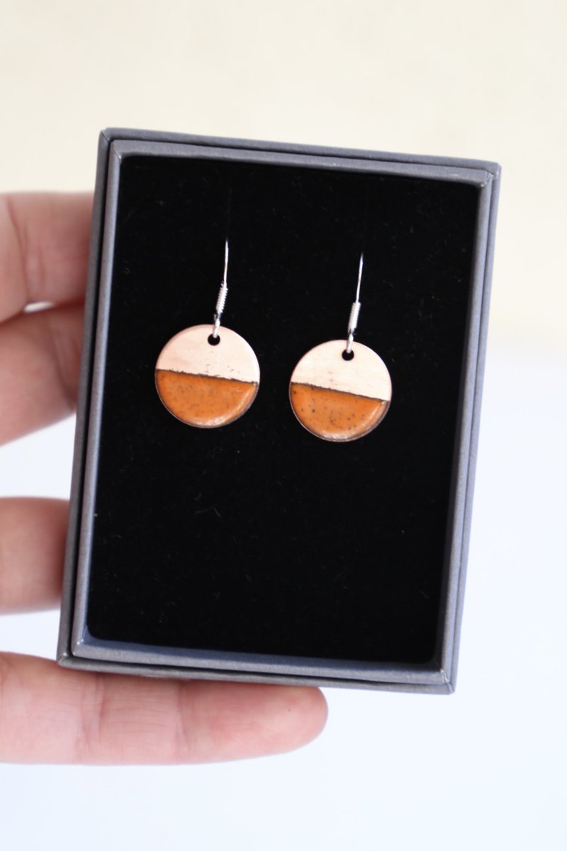 Orange 🍊 seems to be a popular colour this week! #womaninbizhour etsy.com/listing/153109… #CraftBizParty #htlmphour #HandmadeHour #MakersHour