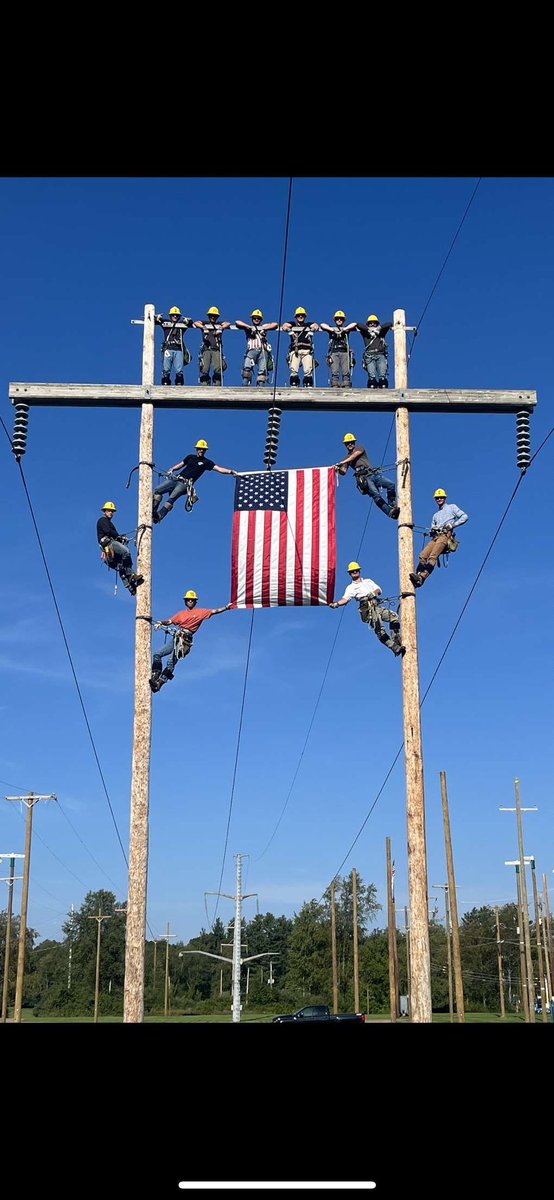 landjax's tweet photo. Proud of my 22 year old Landen who is now officially a lineman https://t.co/5XCXr0Pgu0