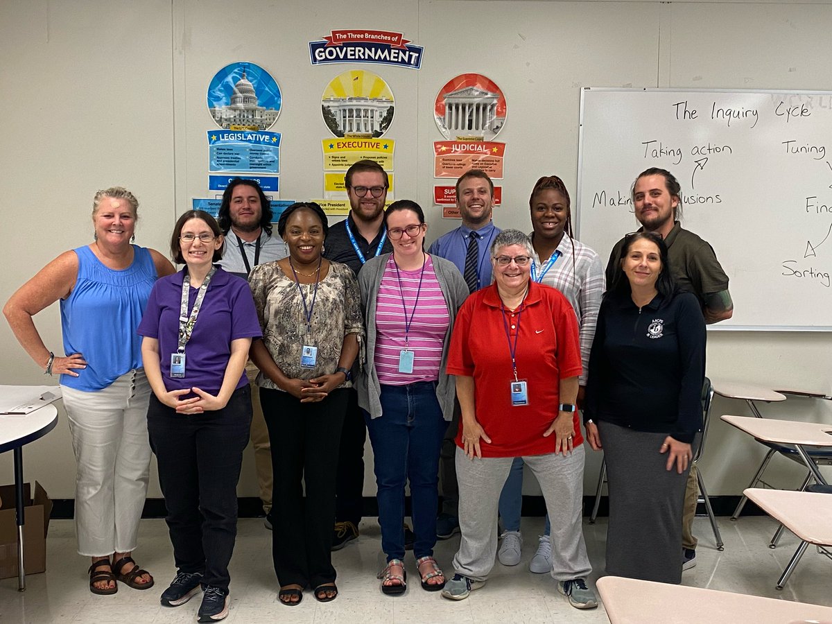 Can’t wait to see how these wonderful teachers will engage students in learning this year! Welcome to the Meade cluster! <a href="/MeadeHSAACPS/">MeadeHSAACPS</a> <a href="/MacArthurAACPS/">MacArthur  MS</a> @Daryl_E_Kennedy <a href="/principal_durr/">Dr. Ryan Durr</a>
