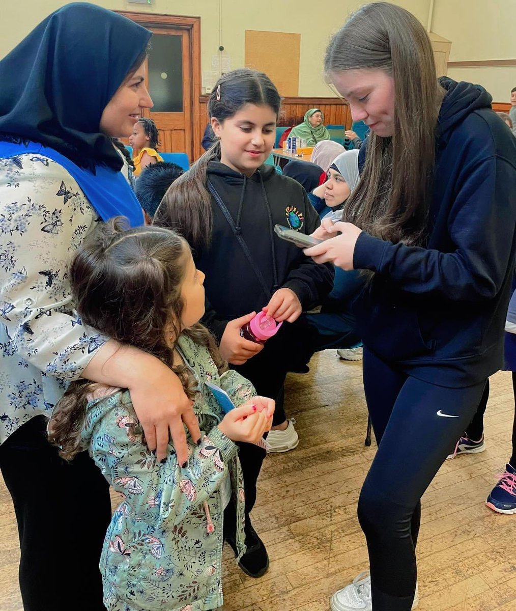 peaceofmind455's tweet photo. #HolidayActivties23 #Day10
Our fabulous young ladies #Basmala and #Lisa from @GhdYouthCouncil collected important #feedback about our holiday activities provision
and
We are really curious🧐to know what children said about the activities Peace of Mind had on offer this year🤗 https://t.co/HKwQOOkmVs