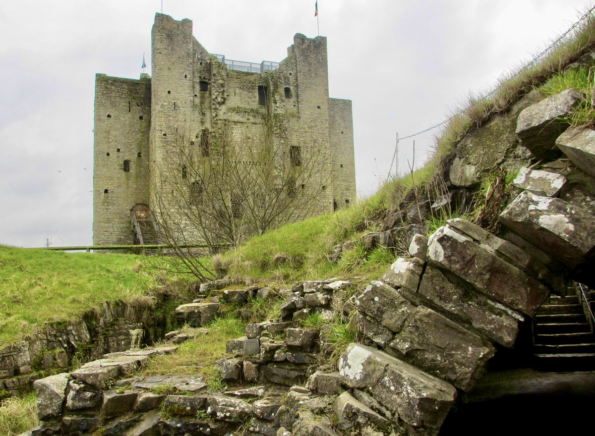 Trim Castle, Ireland

#trimcastle #ireland #travel #aroundtheworldoriginal