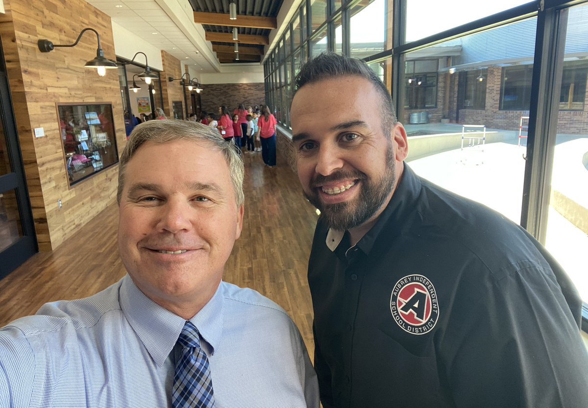 I visited Fuller ES on our first day of school. Everything was running well. Thank you Mr. Smith and staff for all the hard work to have a successful beginning! #Aubreyproud #Inspiringhope <a href="/FullerElemAISD/">Fuller Elementary</a>