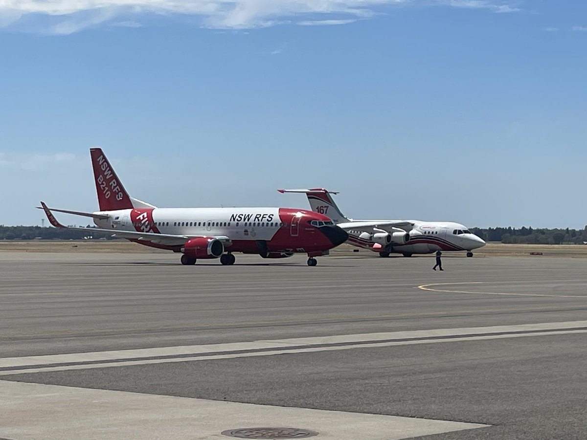 CALFIRE_ButteCo's tweet image. The Chico Air Attack Base is supporting ground crews fighting the #Slide1 fire in the Mendocino National Forest. Four Type I air tankers currently reloading here between retardant drops.