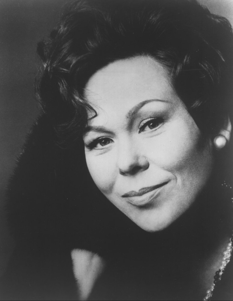 The Metropolitan Opera mourns the death of one of our most illustrious divas of the last century, Renata Scotto, who sang a total of 26 roles with the company, giving more than 300 performances on the Met stage. [Thread]