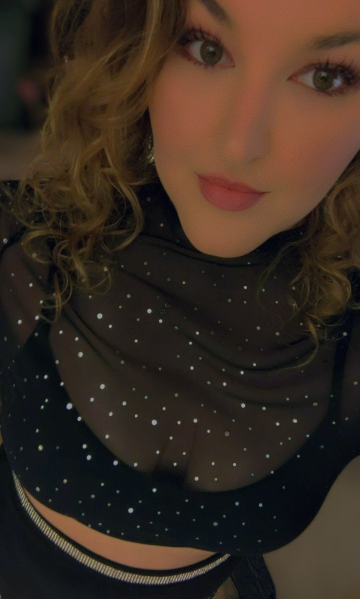 Category: BAD BITCH

#RENAISSANCEWOLRDTOUR