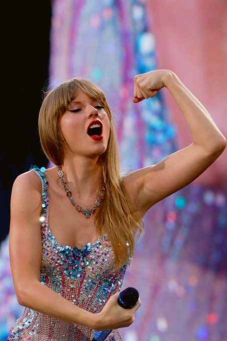 ashthepsychic's tweet photo. i know im not getting 1989 followers before the release but im still looking for moots!!

fav albums: folklore, speak now and rep

current fav songs: illicit affairs, miss americana n teardrops on my guitar

likes n retweets r appreciated :D https://t.co/Wd1OwXjx4O