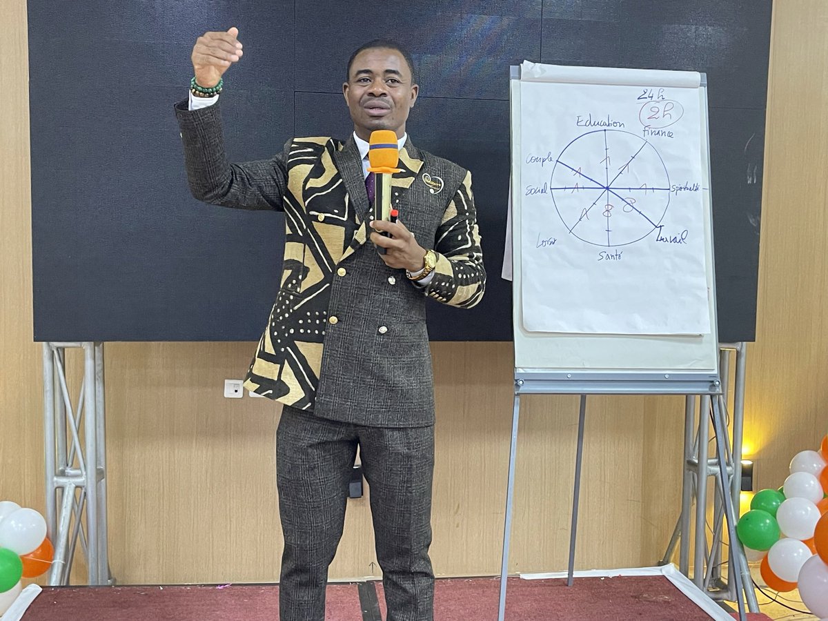 The more you learn, the more you earn. 
Plus vous apprenez, plus vous gagnez.