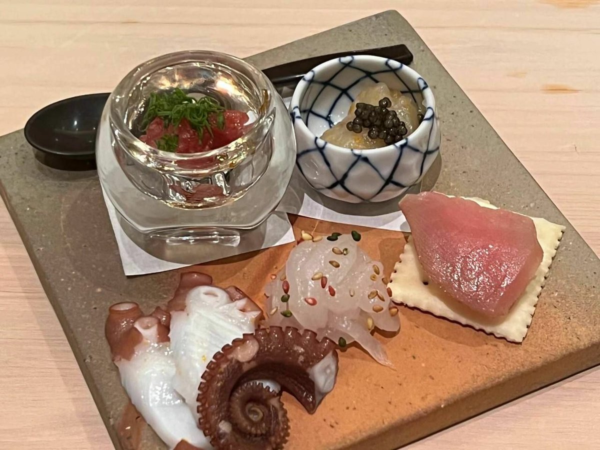 moiz156's tweet photo. Lunch for one person is simple and delicious https://t.co/cNPH7phV2D