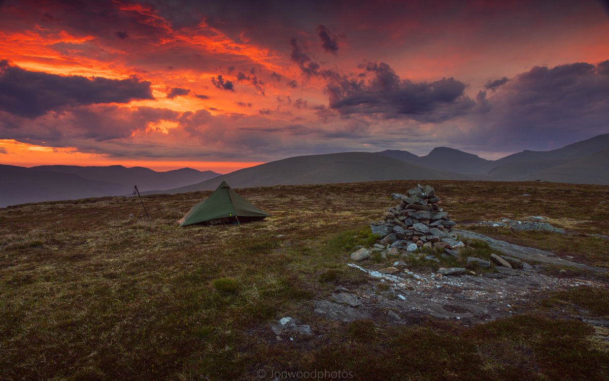 jonwood1978's tweet photo. A few more #PHOTOD from my last minute decision to head up the #Corbett Meall nam Maigheach for a #Wildcamp back in June. It was an awesome #sunrise Part 2 photos
#Scotland #mountains #getoutside https://t.co/GWHX7rPJoG