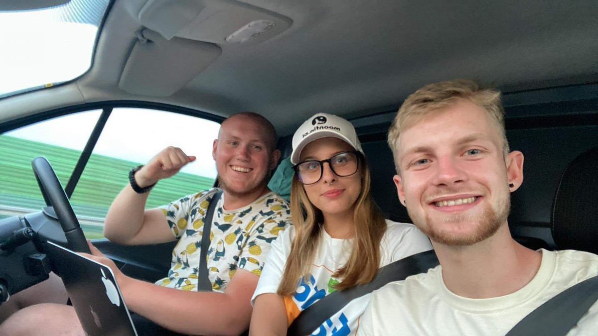 Dzisiaj DMPJ w Lublinie 11 punktów i od razu po zawodach 17-godzinny wyjazd na jutrzejszy mecz ligowy w szwedzkim Mariestad 🇸🇪 Trzymajcie kciuki 👊
#speedway #żużel <a href="/tzostrovia/">TŻ Ostrovia</a>