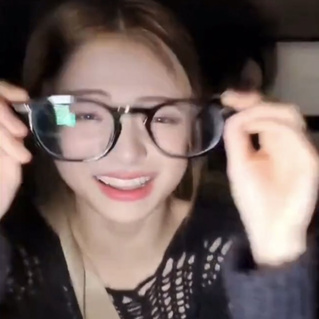 dailynjin's tweet photo. why it’s lowkey accurate https://t.co/t8DEgakPHs