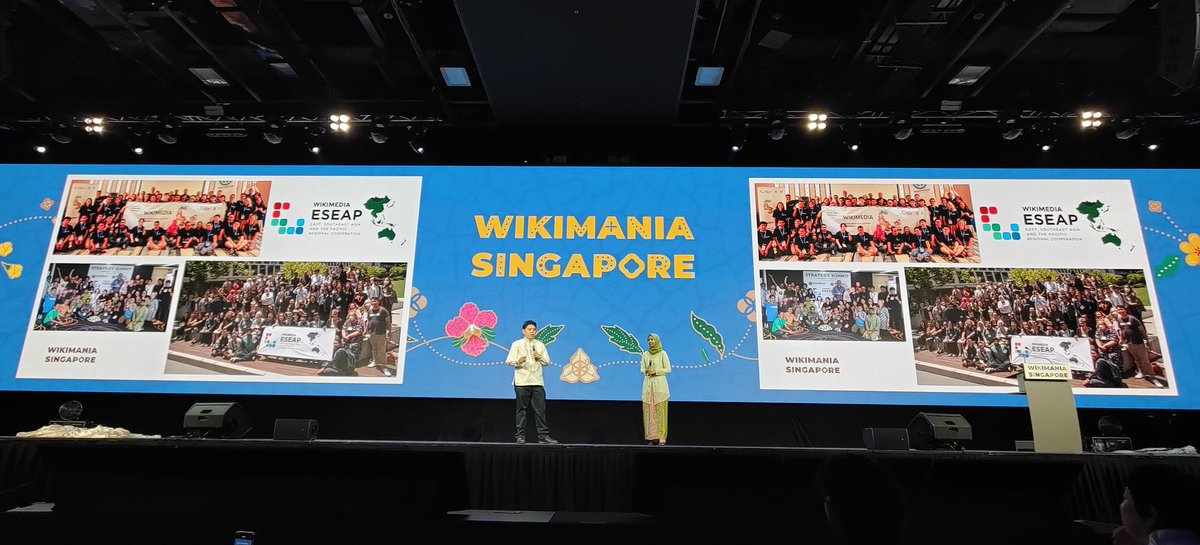 Wikimedia_CIV's tweet photo. Le mercredi 16 Juillet 2023, s'est tenue à Suntec City Singapour, la cérémonie officielle d'ouverture de #WIKIMANIA2023
Cette cérémonie a été aussi l'occasion de célébrer les meilleurs #Wikimediens de l'année.
Vive le partage de la connaissance libre ! đ https://t.co/8KRC5NTeMw