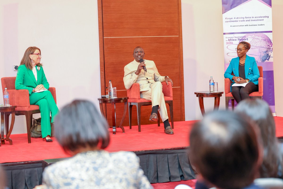 StateHouseKenya's tweet photo. 𝐃𝐄𝐑𝐈𝐒𝐊𝐈𝐍𝐆 𝐀𝐅𝐑𝐈𝐂𝐀 𝐖𝐈𝐋𝐋 𝐑𝐀𝐈𝐒𝐄 𝐈𝐍𝐕𝐄𝐒𝐓𝐎𝐑 𝐂𝐎𝐍𝐅𝐈𝐃𝐄𝐍𝐂𝐄

President @WilliamsRuto has said reforms in the international financial system will help boost investor confidence in Africa.

The President said derisking Africa will foster better relations between the public and private sectors for the common good.

He noted that the current financial system that has falsely profiled the global south as a risky investment destination works against the continent. - https://t.co/4xEmN04Zmv
