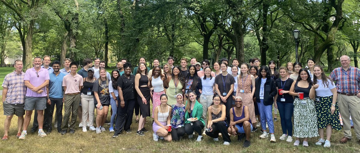 LewisLabMSKCC's tweet photo. Annual picnic for Z20 in Central Park and a goodbye to our amazing undergrad and high school summer students. @MSKEducation @PillarsettyLab @Vladimi78819357 @grimmrad @TheZeglisLab @KeshariLab @LewisLabMSKCC @AnLab_MSKCC https://t.co/Sj7BbMTjj2