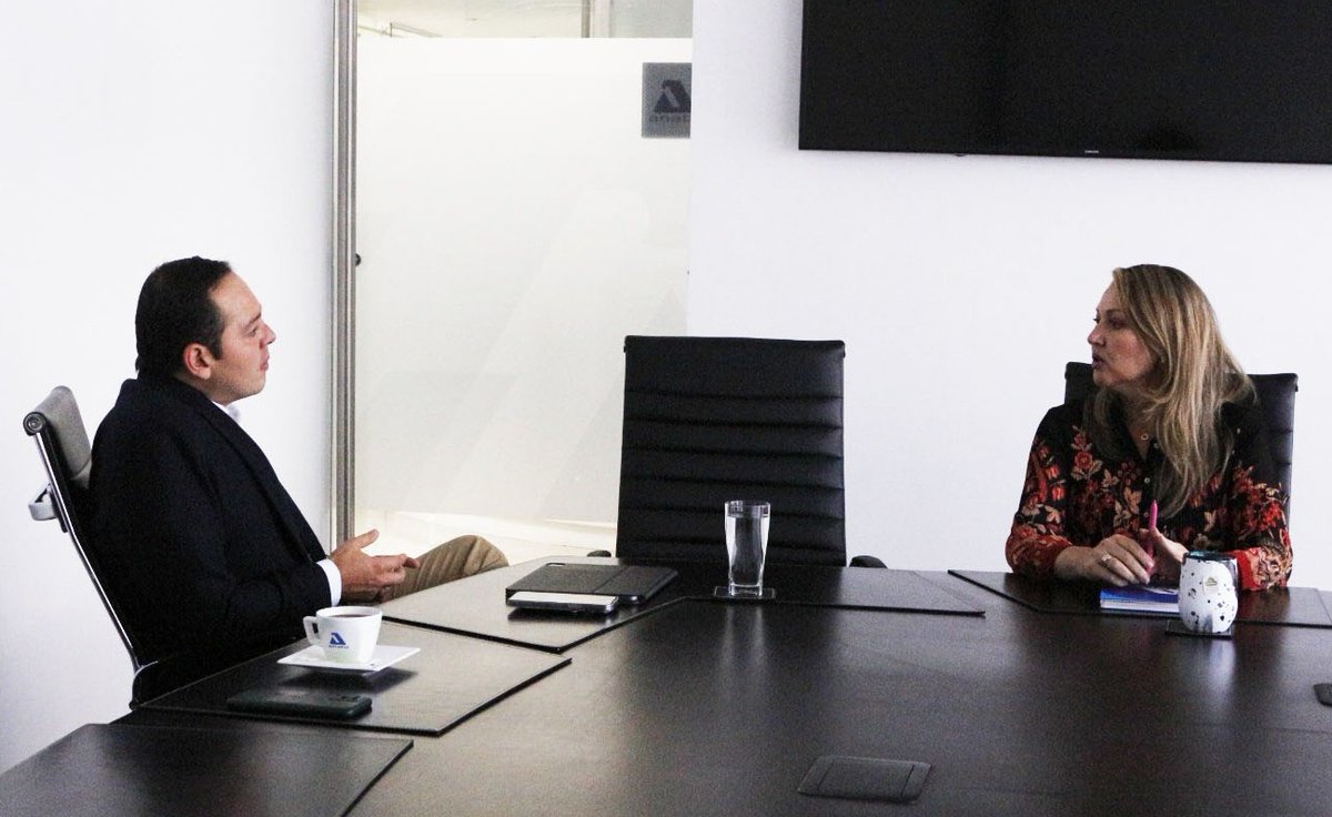 ANATO Nacional (@anatonacional) on Twitter photo Hoy nuestra presidente de ANATO, <a href="/PaulaCortesC/">Paula Cortés Calle</a> se reunió con el alcalde de <a href="/CiudadManizales/">Alcaldía de Manizales</a>, <a href="/carlosmmarinc/">Carlos Mario Marín</a>, con el objetivo de plantear estrategias que impulsen la promoción del destino, a través de las #AgenciasdeViajes. Hoy nuestra presidente de ANATO, <a href="/PaulaCortesC/">Paula Cortés Calle</a> se reunió con el alcalde de <a href="/CiudadManizales/">Alcaldía de Manizales</a>, <a href="/carlosmmarinc/">Carlos Mario Marín</a>, con el objetivo de plantear estrategias que impulsen la promoción del destino, a través de las #AgenciasdeViajes.