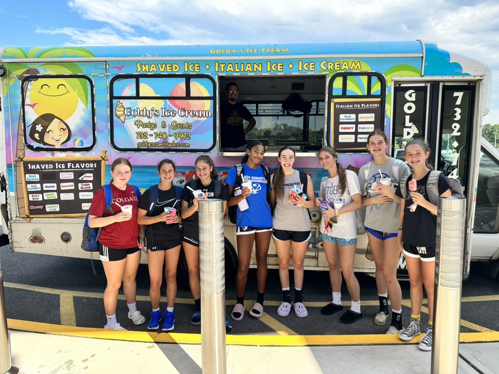 Jessica Venturelli (@coachventurelli) on Twitter photo Thanks to Goldeys Ice Cream for coming by for an after workout treat! Back at it tonight for an 8:45 game at The Fort ππΌππ€ Thanks to Goldeys Ice Cream for coming by for an after workout treat! Back at it tonight for an 8:45 game at The Fort ππΌππ€