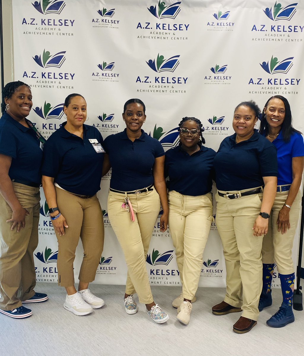 ccolemanleader1's tweet image. Today our staff showed solidarity with our @azkacademy students and wore uniforms!! #modelingexpectations #relationshipsmatter #CultureCounts #strongteams #AZKStrong @LisaPearceEdS