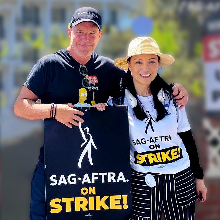 PhilindaComfort's tweet photo. #MingClark on strike π₯Ήπ #philinda #AgentsofSHIELD https://t.co/Y0yzBIQidm