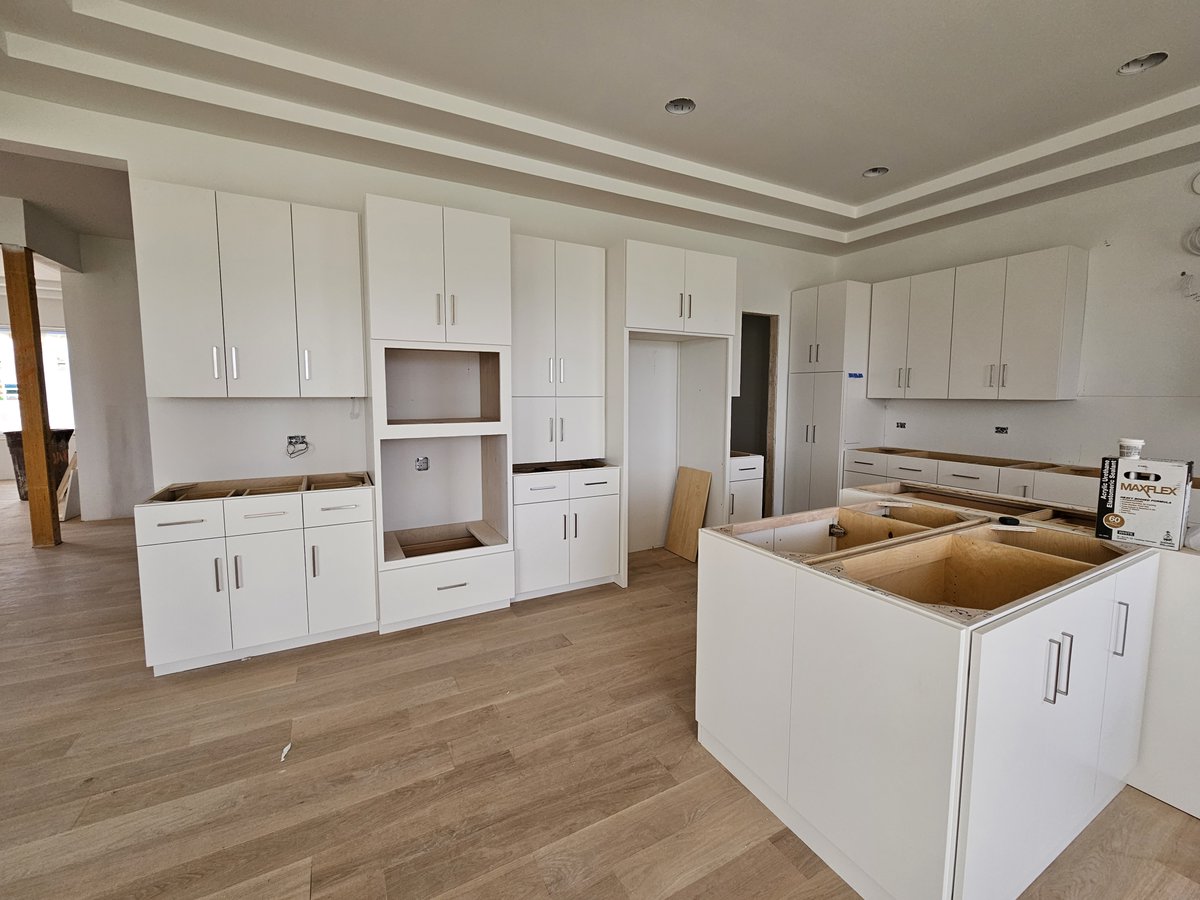 #Kitchencabinets going in for one of our #newhomebuilds! Our #modelhome is open from 11 - 5 at 4012 Alfalfa Ln #Naperville #newhome #newhomedesign #newhomebuilder #newhomeconstruction #newconstruction #homebuilder #homeconstruction #customhome #customhomebuilder #kitchendesign