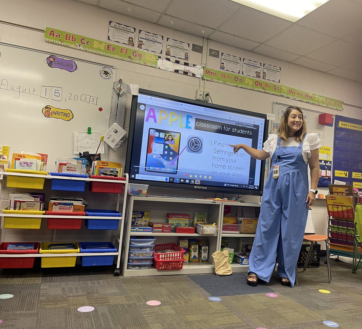 BethanyITC's tweet photo. Exciting day sharing @Canvas_by_Inst with new teachers 📚 and modeling @AppleEDU Classroom Setup with K-1 students 🍏🎓 @SonnyCarterElem! Witnessing young minds explore and teachers embracing new tools was truly inspiring! #CanvasLearning #AppleClassroom #Built4Bibb https://t.co/60xelFPhoI