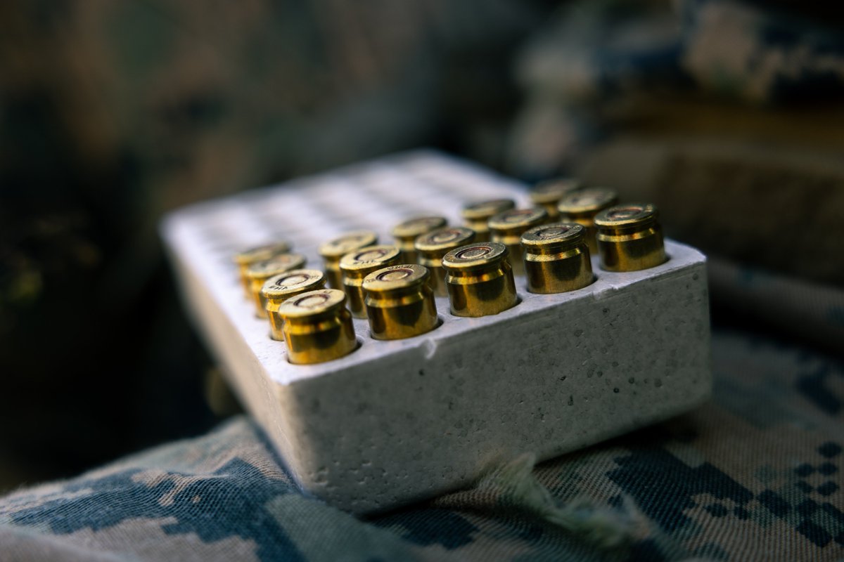 MARFORSOUTH's tweet image. Reconnaissance #Marines with @marforres and special operations Marines from partner and allied nations conduct tactical pistol training during #UNITASLXIV at Cartagena, Colombia, July 19, 2023.

#Readiness | #StrongerTogether | @USMC
