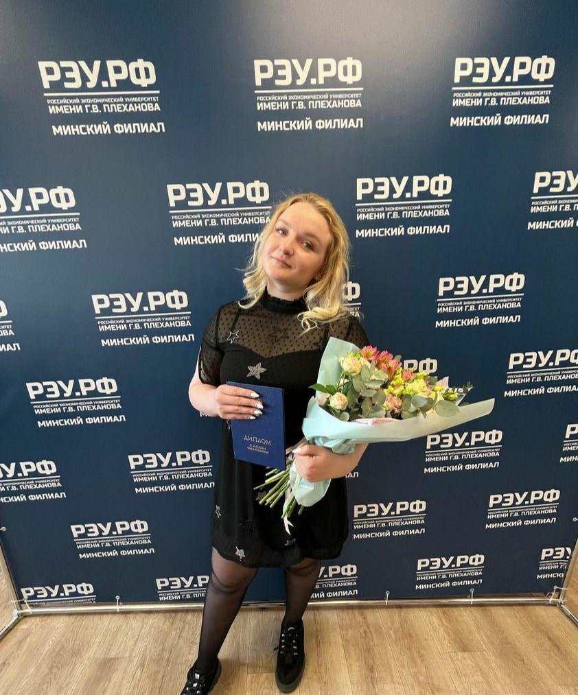 Nastas98's tweet photo. Дипломированный банкир-финансист 😎 https://t.co/JxpIua5Hy2