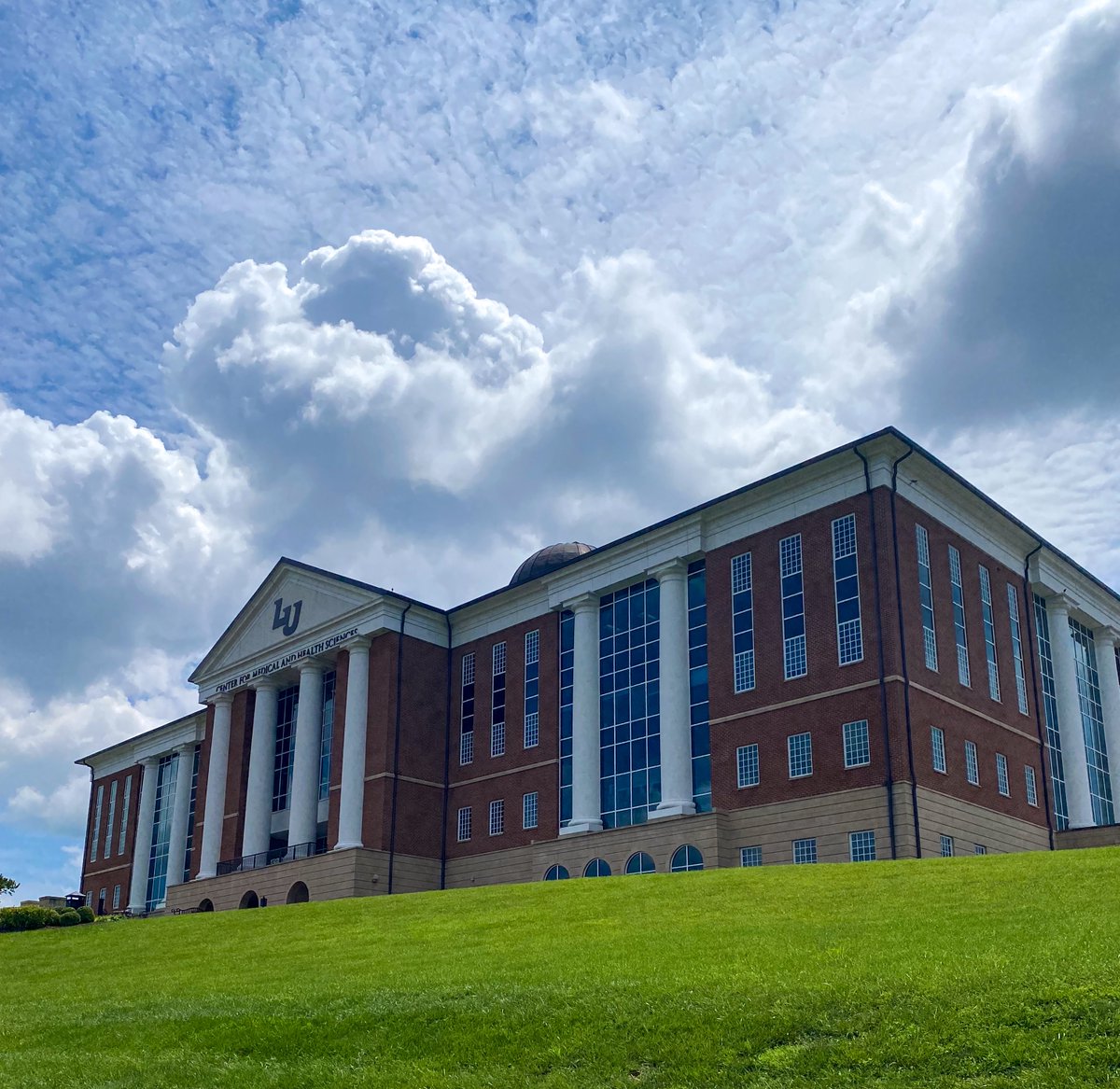 This building 😍

#LUCOM | #OsteopathicMedicine