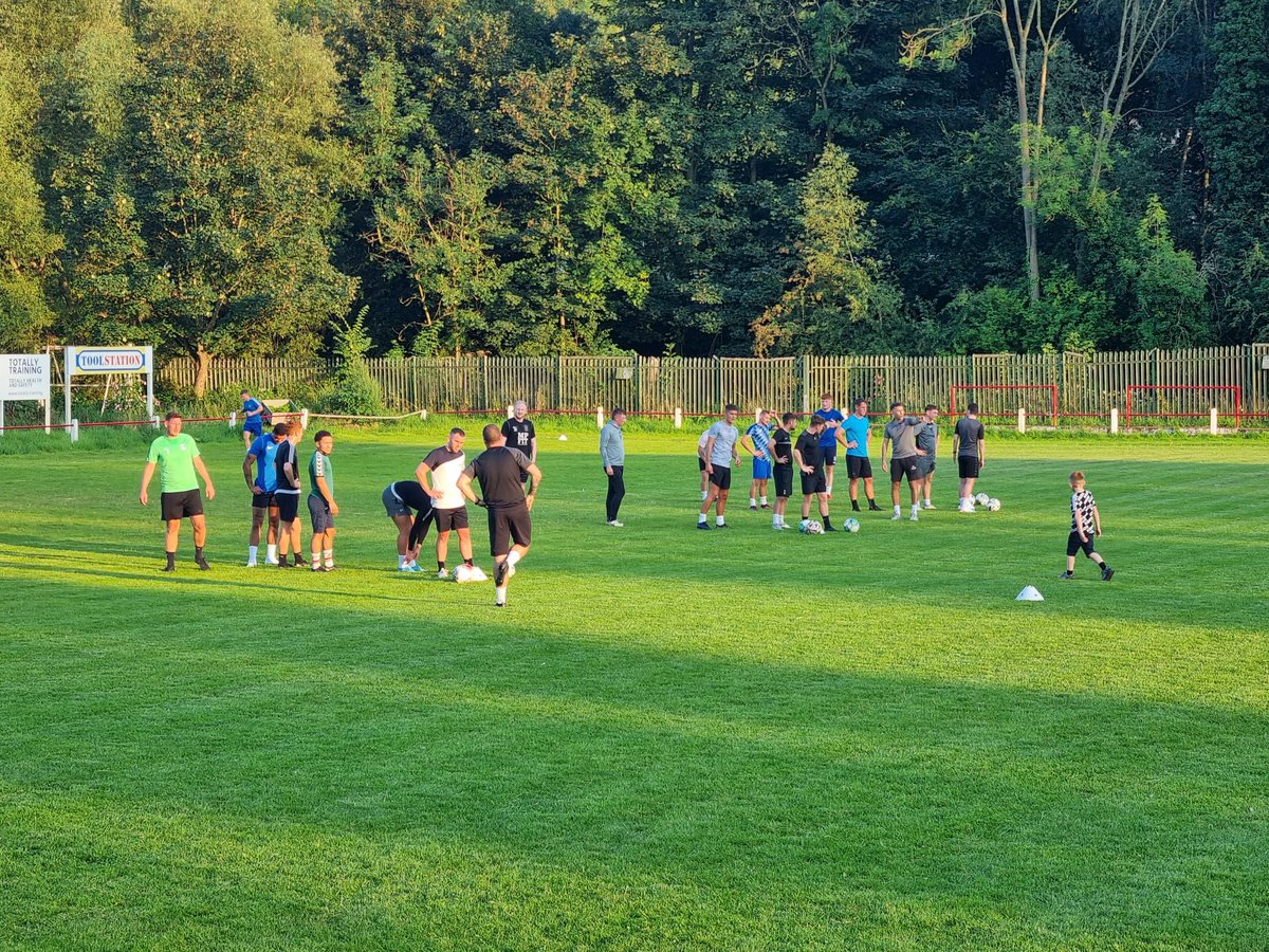 Worsbrough Bridge AFC tweet media