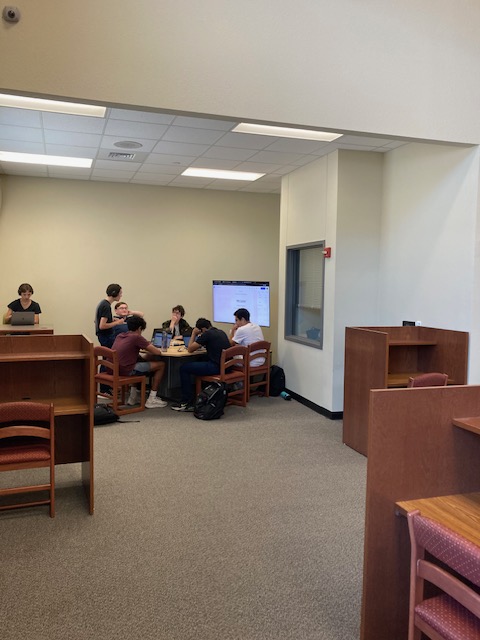 Vandegrift Library tweet media