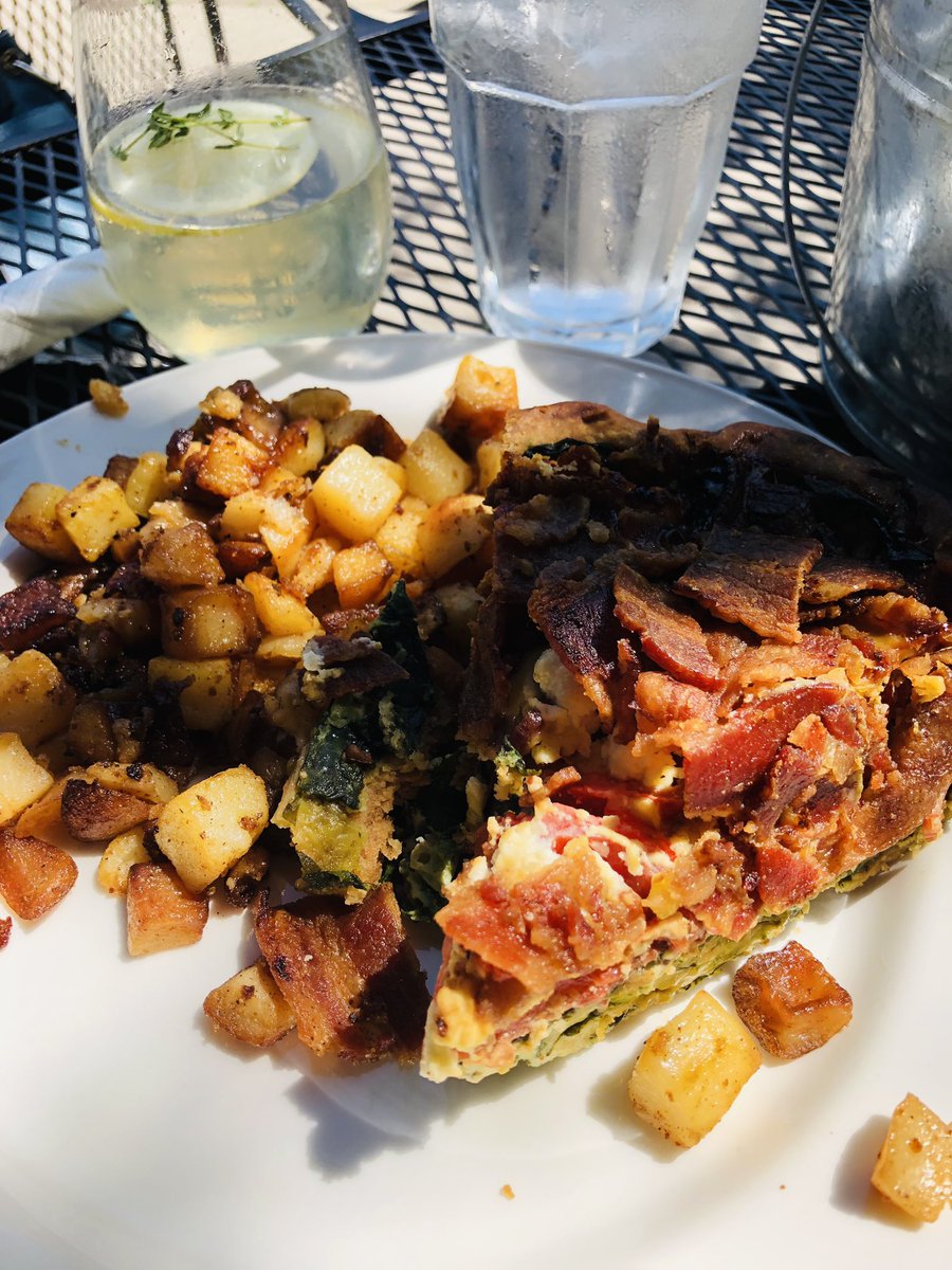 C_Herronauthor's tweet photo. Let’s talk about this morning’s brunch. 😋 This bacon-spinach-tomato quiche (loaded with goat cheese) was absolutely insanely delish! SO. Much Bacon!! ✔️ The lemon-thyme mimosa, refreshing! #rosiesplace #zionsville #indiana #goodeats https://t.co/5Dn2yecpmb
