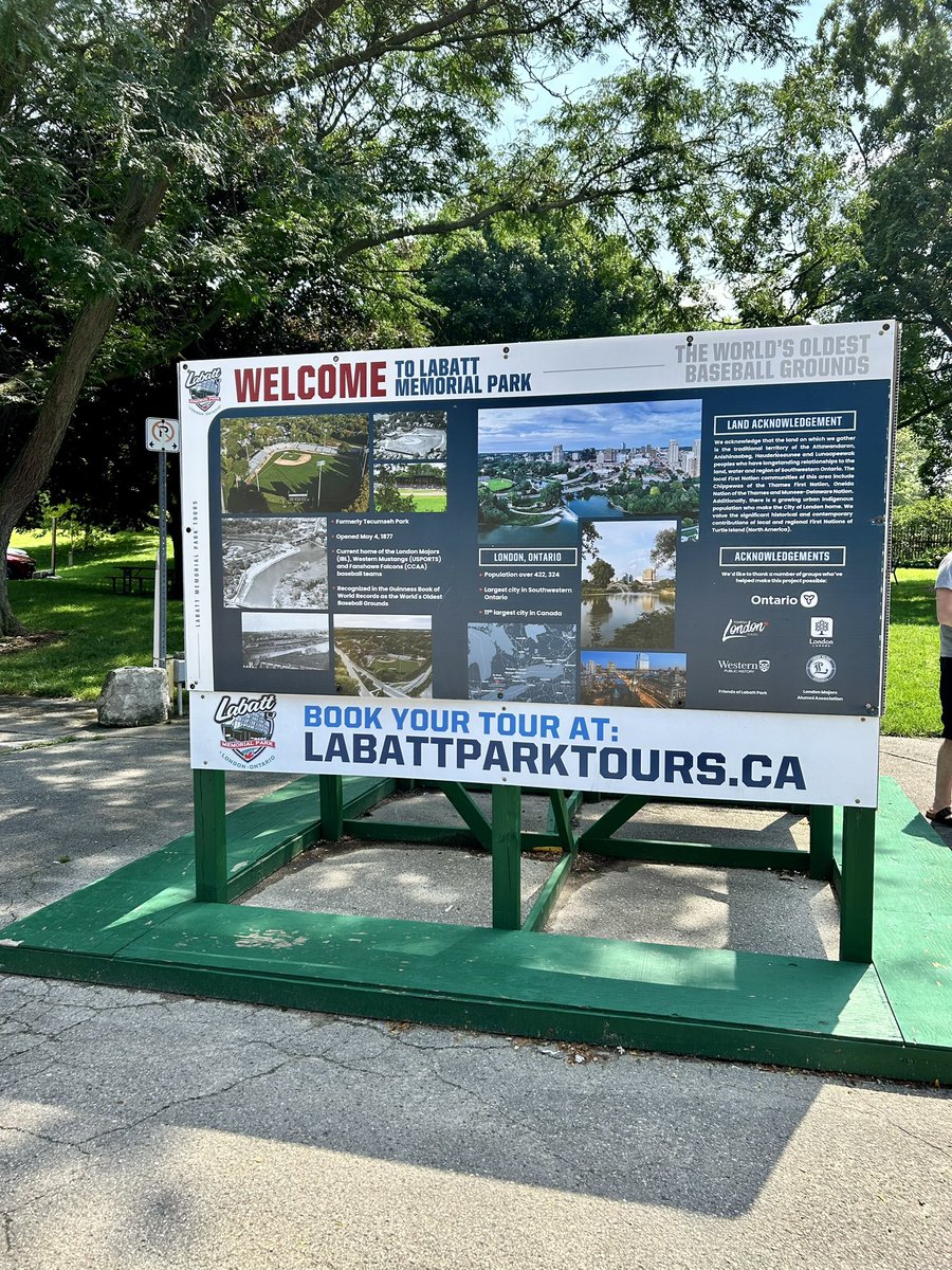 Downtown London tweet media