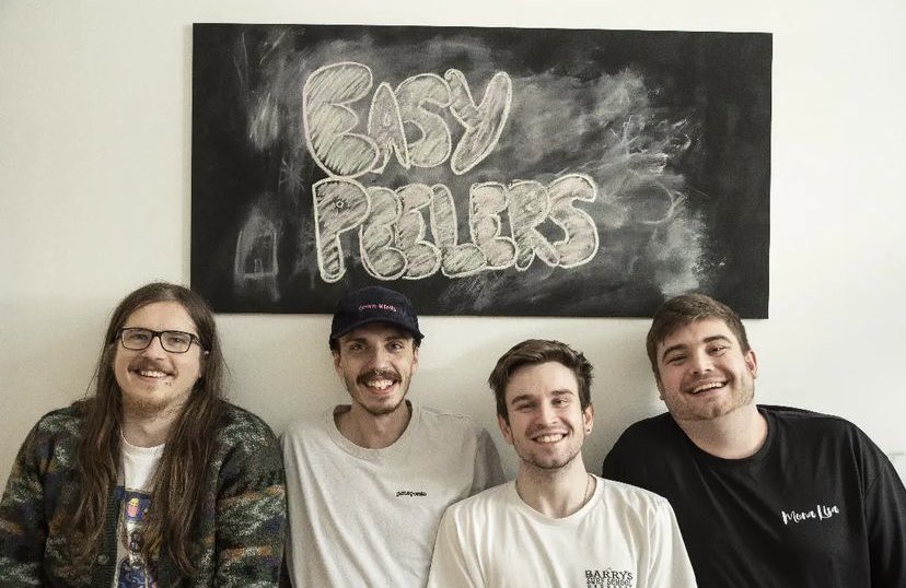 DelibPromotions's tweet photo. We are so peelin’ excited tonight for this news. 

Easy Peelers have released a 7” single “Empty Bottle” and it is what we have been waiting for😍

Head over to @DeliberatorRec1 to spend some of your cash. They even have a lil bundle you can get your hands on🎤

Link in comments! https://t.co/JUpZ8wswzw